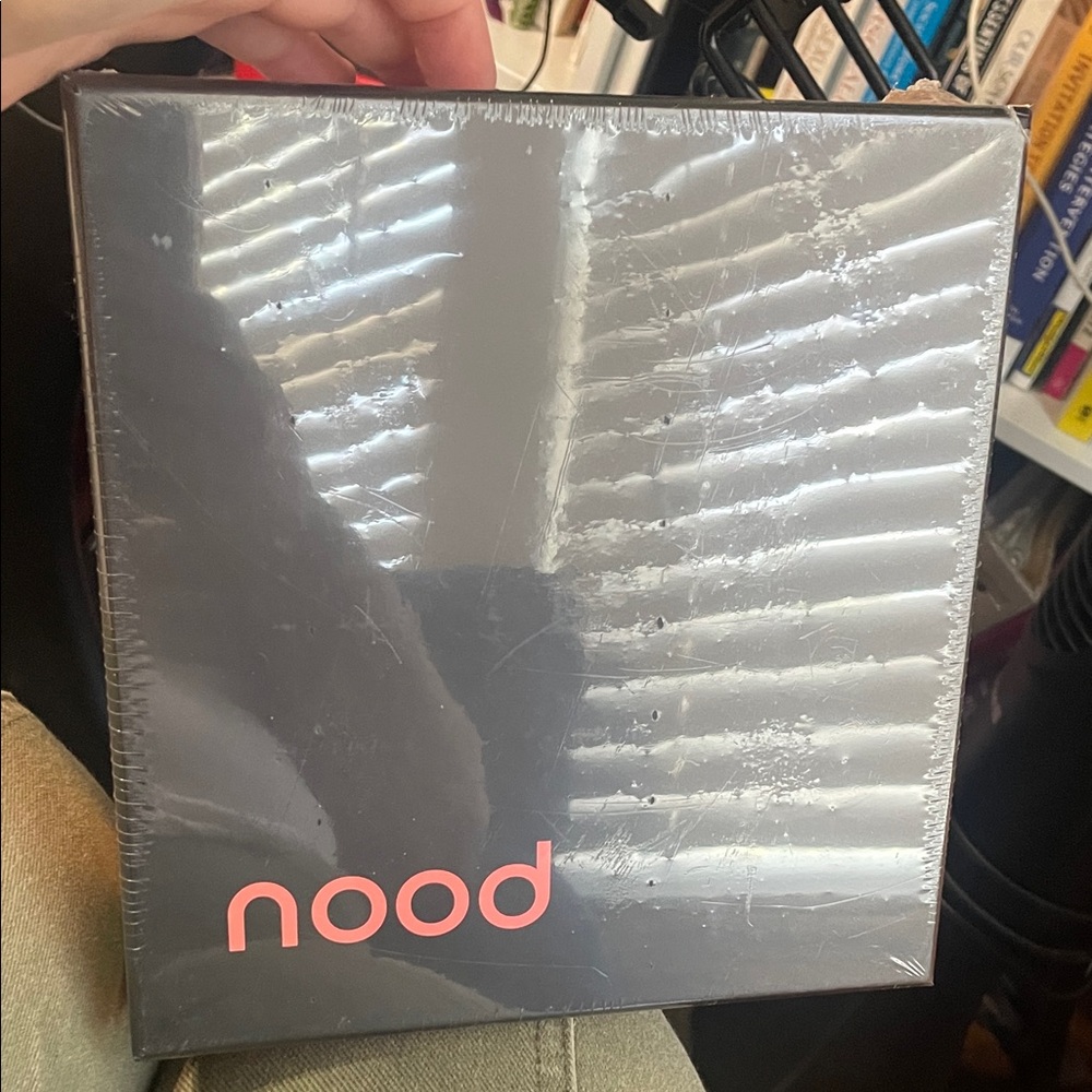 Nood Black and Pink Box